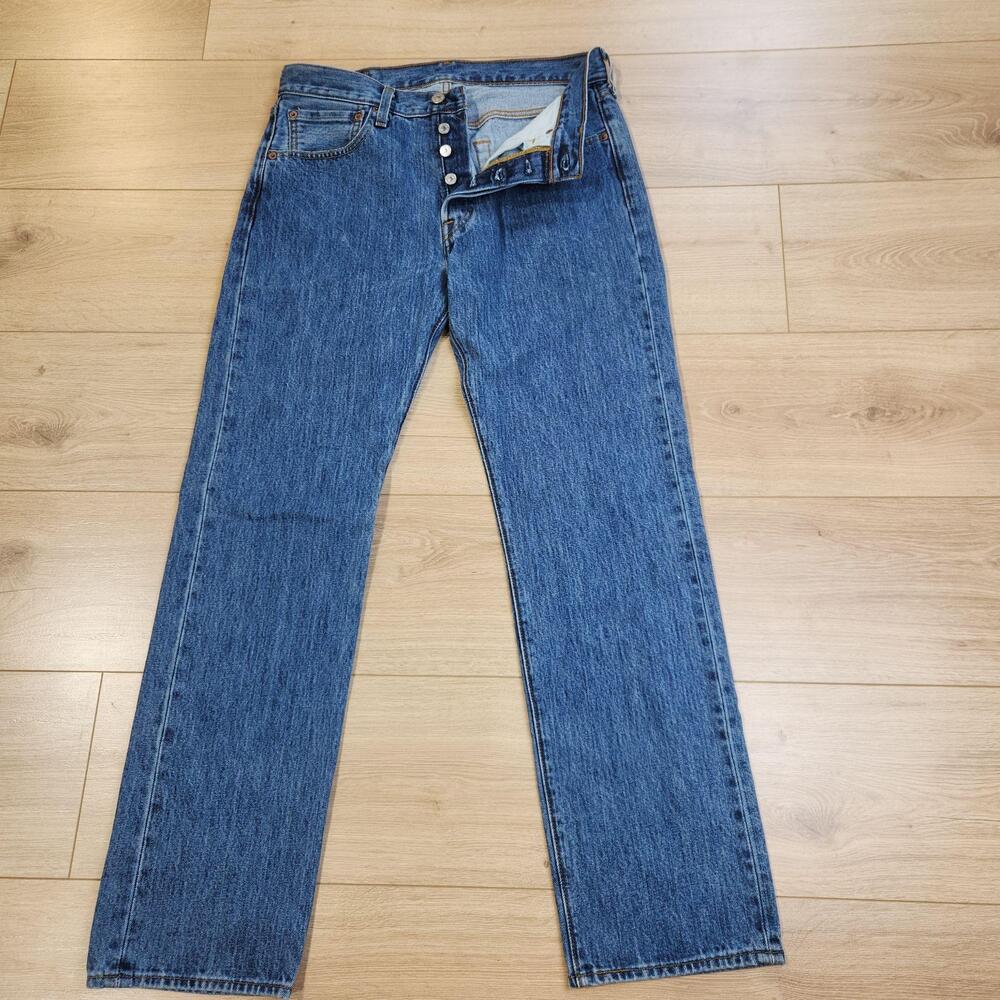 Levis 501 Jeans Mens 31x30 Blue Medium Wash Button Fly Straight Denim Casual
